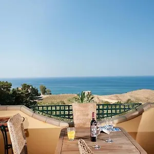 https://villa-maragani-charme-relax.sicilyhotelsitaly.net