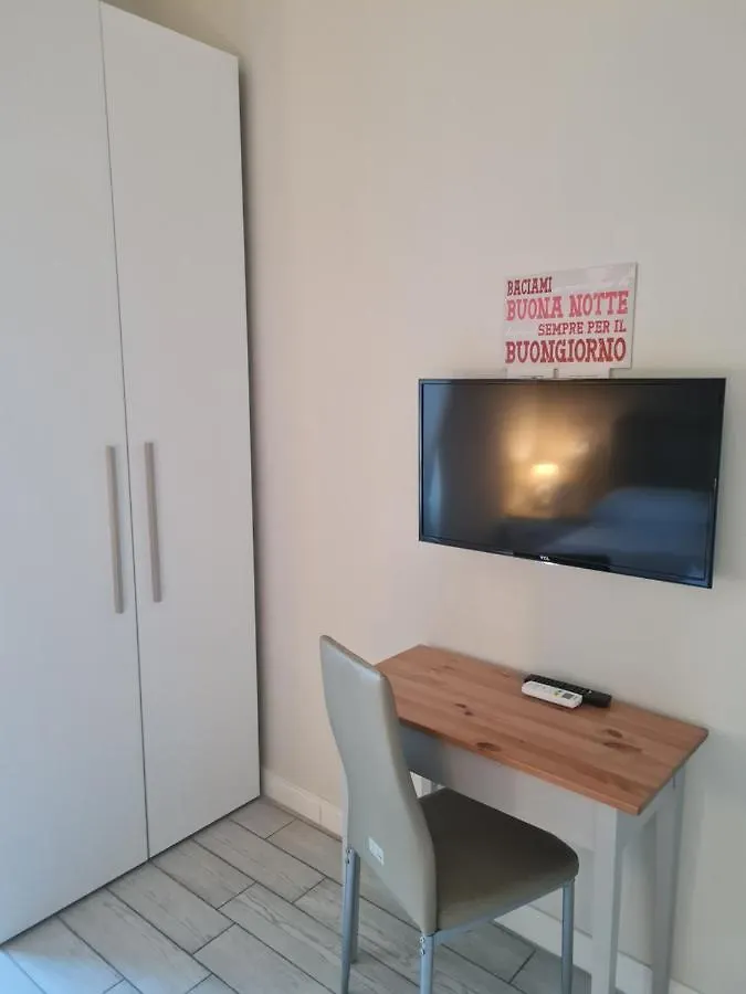 Esposito Plaza- Rooms & Suite Naples Guest house