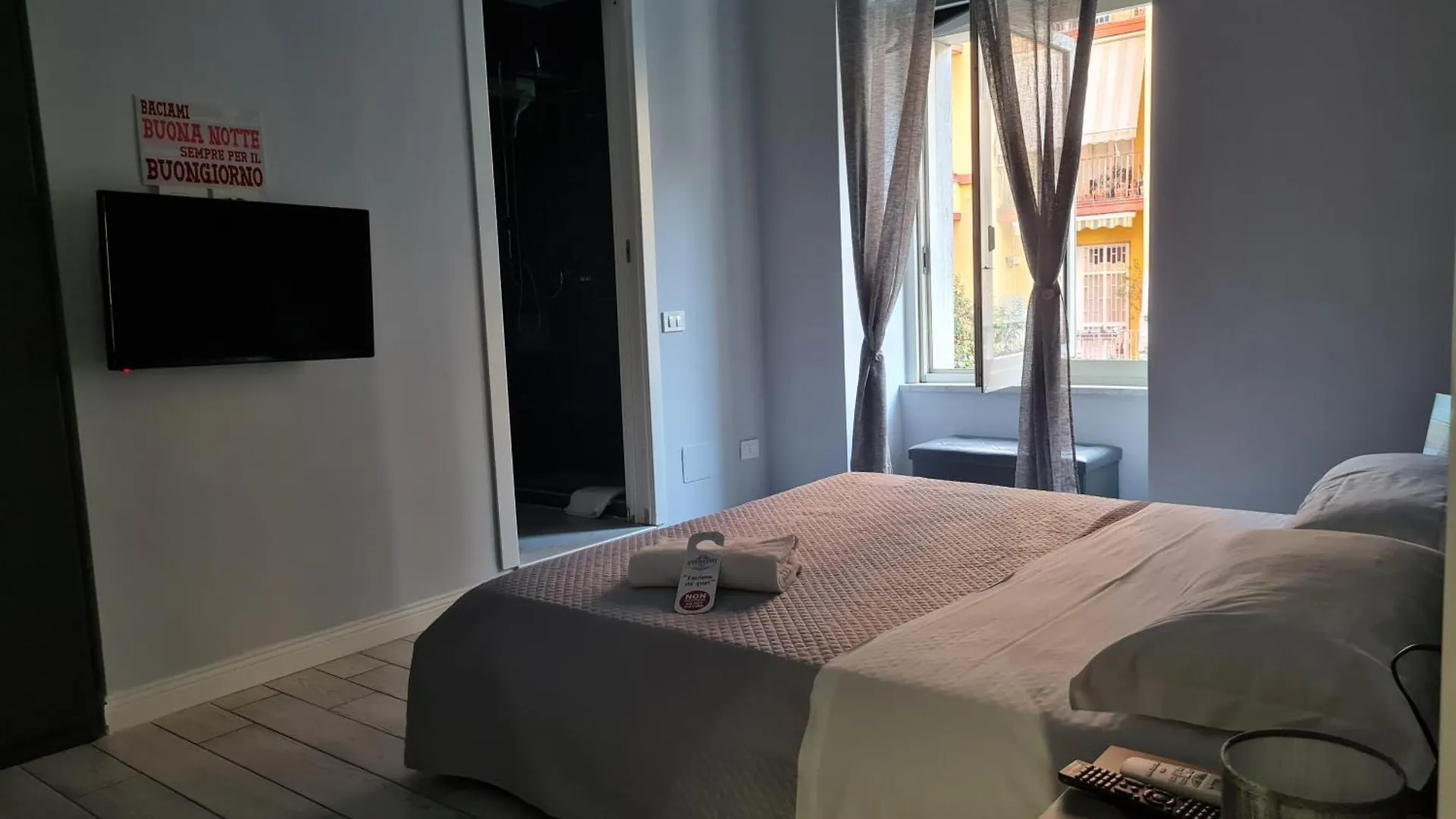 Guest house Esposito Plaza- Rooms & Suite Naples