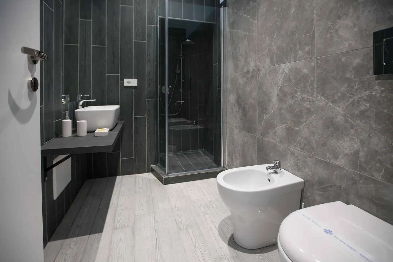 Esposito Plaza- Rooms & Suite Naples Italy