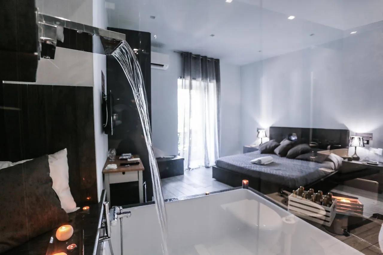 Esposito Plaza- Rooms & Suite Naples Guest house